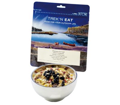 Цельнозерновые мюсли с фруктами