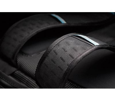 Вместимость: 41 л Материал: нейлон (Dobby Nylon) Размеры: 52.5 x 38.5 x 30.5 см Вес: 1.2 кг Назначение : для пешего и горного туризма Наличие поясного ремня: нет Регулировка плечевых лямок по вертикали: есть Совместимость с питьевой системой: нет