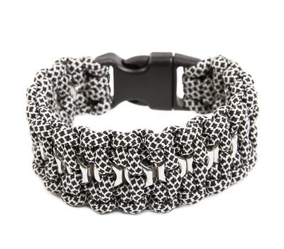 Браслет из паракорда, плетение "Гайки"